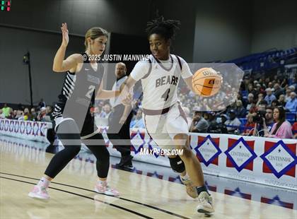 Thumbnail 2 in Barton vs. Izard County (AAA 2A State Final) photogallery.