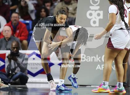 Thumbnail 3 in Barton vs. Izard County (AAA 2A State Final) photogallery.