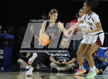 Thumbnail 1 in Barton vs. Izard County (AAA 2A State Final) photogallery.