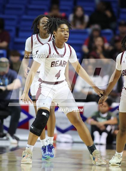 Thumbnail 3 in Barton vs. Izard County (AAA 2A State Final) photogallery.