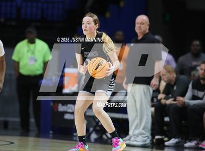 Thumbnail 1 in Barton vs. Izard County (AAA 2A State Final) photogallery.