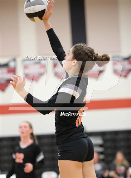 Thumbnail 3 in Amanda-Clearcreek @ Circleville photogallery.