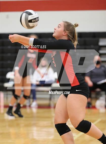 Thumbnail 2 in Amanda-Clearcreek @ Circleville photogallery.