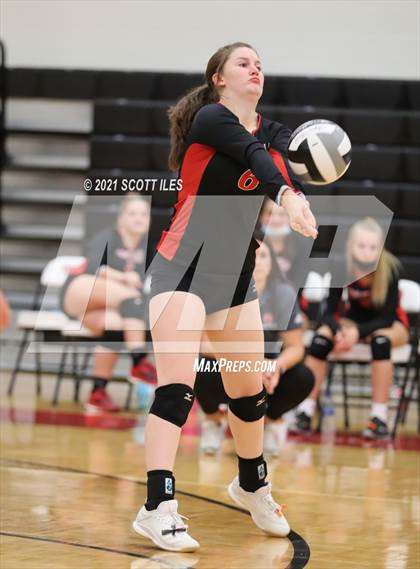Thumbnail 1 in Amanda-Clearcreek @ Circleville photogallery.