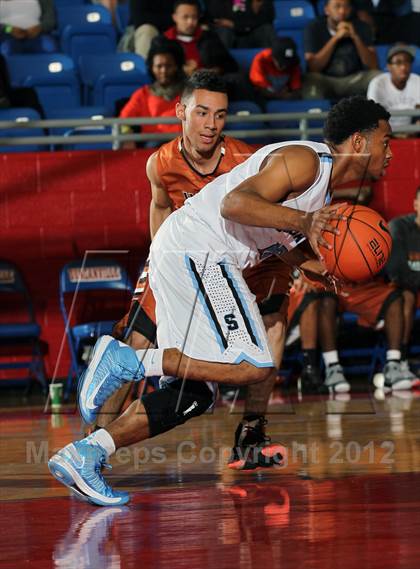 Thumbnail 3 in Seguin [Juan] vs. West Mesquite (Thanksgiving Hoopfest) photogallery.