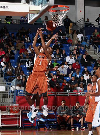 Thumbnail 3 in Seguin [Juan] vs. West Mesquite (Thanksgiving Hoopfest) photogallery.