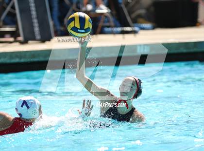Thumbnail 3 in St. Ignatius College Preparatory vs Carondelet (Acalanes Invitational) photogallery.