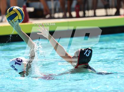 Thumbnail 1 in St. Ignatius College Preparatory vs Carondelet (Acalanes Invitational) photogallery.