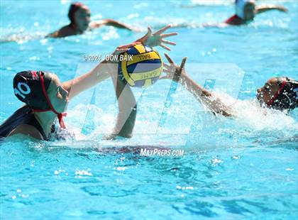 Thumbnail 2 in St. Ignatius College Preparatory vs Carondelet (Acalanes Invitational) photogallery.