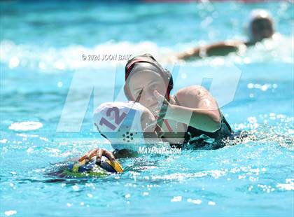 Thumbnail 3 in St. Ignatius College Preparatory vs Carondelet (Acalanes Invitational) photogallery.