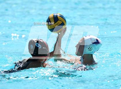 Thumbnail 3 in St. Ignatius College Preparatory vs Carondelet (Acalanes Invitational) photogallery.