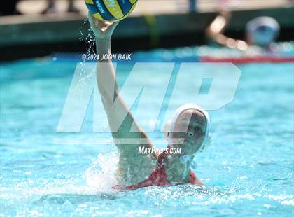 Thumbnail 3 in St. Ignatius College Preparatory vs Carondelet (Acalanes Invitational) photogallery.