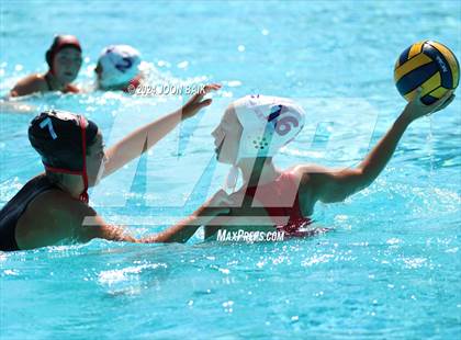 Thumbnail 2 in St. Ignatius College Preparatory vs Carondelet (Acalanes Invitational) photogallery.