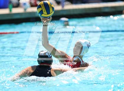 Thumbnail 3 in St. Ignatius College Preparatory vs Carondelet (Acalanes Invitational) photogallery.