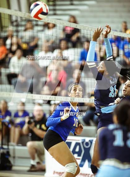 Thumbnail 1 in Wilson vs Poly (CIF LACS Final) photogallery.
