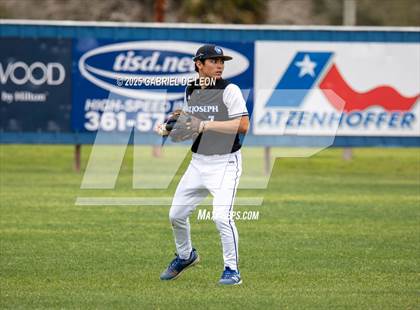 Thumbnail 3 in Lytle @ St. Joseph (Victoria Isd Tournament) photogallery.