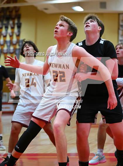 Thumbnail 2 in JV: Analy @ Cardinal Newman photogallery.