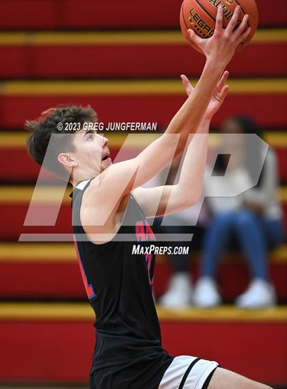 Thumbnail 3 in JV: Analy @ Cardinal Newman photogallery.