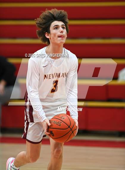 Thumbnail 2 in JV: Analy @ Cardinal Newman photogallery.