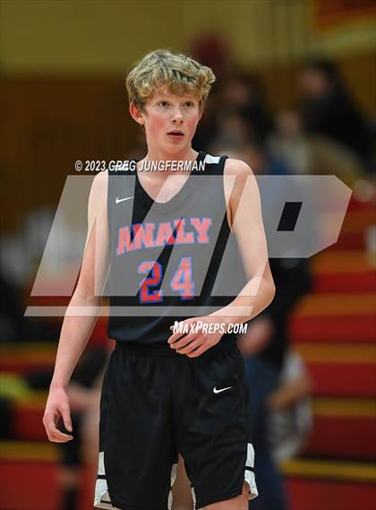 Thumbnail 2 in JV: Analy @ Cardinal Newman photogallery.