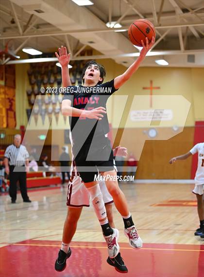 Thumbnail 2 in JV: Analy @ Cardinal Newman photogallery.