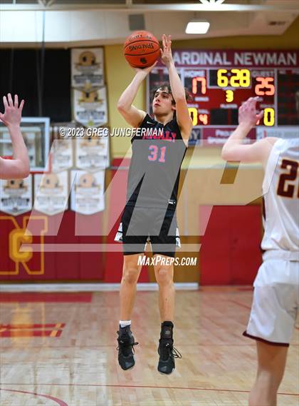 Thumbnail 1 in JV: Analy @ Cardinal Newman photogallery.