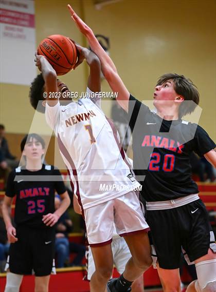 Thumbnail 3 in JV: Analy @ Cardinal Newman photogallery.