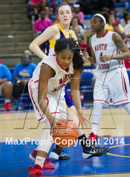 Thumbnail 3 in North Caddo vs. Doyle (LHSAA Class 2A Final)  photogallery.