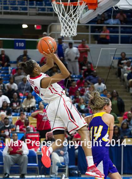 Thumbnail 3 in North Caddo vs. Doyle (LHSAA Class 2A Final)  photogallery.