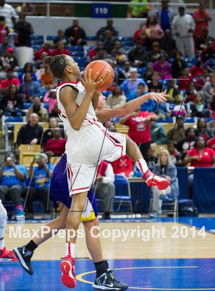Thumbnail 2 in North Caddo vs. Doyle (LHSAA Class 2A Final)  photogallery.
