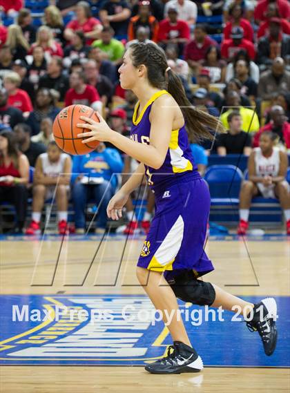 Thumbnail 3 in North Caddo vs. Doyle (LHSAA Class 2A Final)  photogallery.