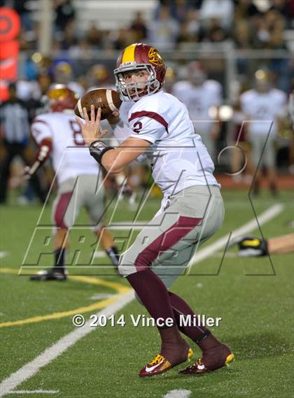 Thumbnail 1 in Enumclaw vs. Bonney Lake photogallery.