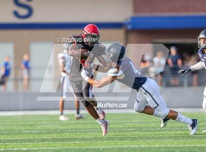 Thumbnail 1 in Lee's Summit West vs Raytown South (Grain Valley Jamboree) photogallery.