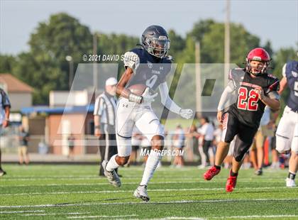 Thumbnail 3 in Lee's Summit West vs Raytown South (Grain Valley Jamboree) photogallery.
