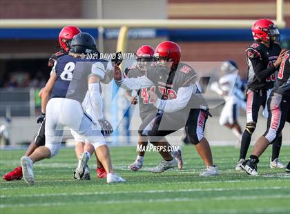 Thumbnail 2 in Lee's Summit West vs Raytown South (Grain Valley Jamboree) photogallery.