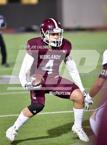 Thumbnail 2 in Highlands vs Edison [Thomas A.] photogallery.