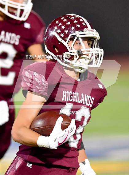 Thumbnail 2 in Highlands vs Edison [Thomas A.] photogallery.