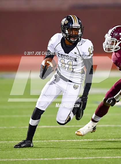 Thumbnail 1 in Highlands vs Edison [Thomas A.] photogallery.