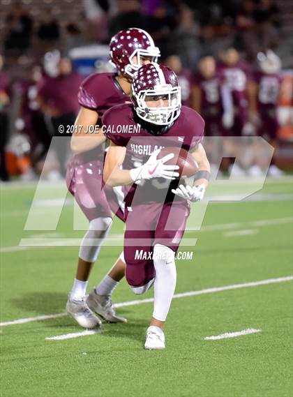 Thumbnail 1 in Highlands vs Edison [Thomas A.] photogallery.