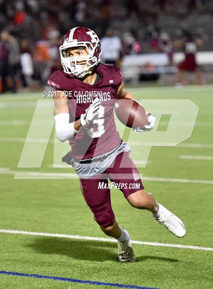 Thumbnail 1 in Highlands vs Edison [Thomas A.] photogallery.