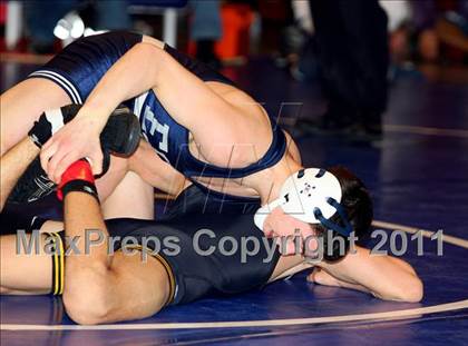 Thumbnail 2 in Suffolk County D1 Championships (Semifinals) photogallery.