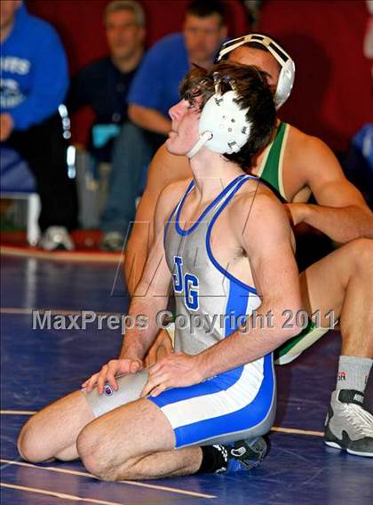 Thumbnail 1 in Suffolk County D1 Championships (Semifinals) photogallery.