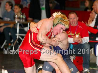 Thumbnail 2 in Suffolk County D1 Championships (Semifinals) photogallery.