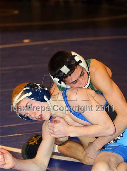 Thumbnail 2 in Suffolk County D1 Championships (Semifinals) photogallery.