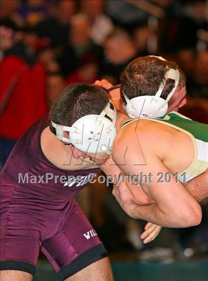 Thumbnail 1 in Suffolk County D1 Championships (Semifinals) photogallery.