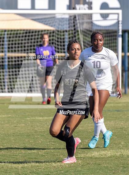 Thumbnail 2 in Jack Britt vs. Gray's Creek (United 8 Conference Semifinal) photogallery.