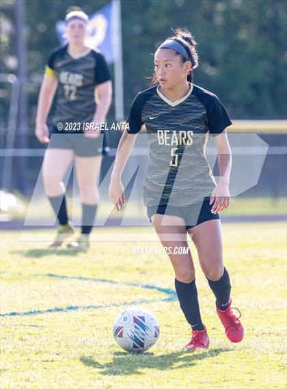 Thumbnail 3 in Jack Britt vs. Gray's Creek (United 8 Conference Semifinal) photogallery.