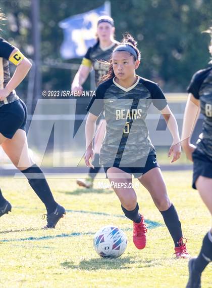 Thumbnail 2 in Jack Britt vs. Gray's Creek (United 8 Conference Semifinal) photogallery.