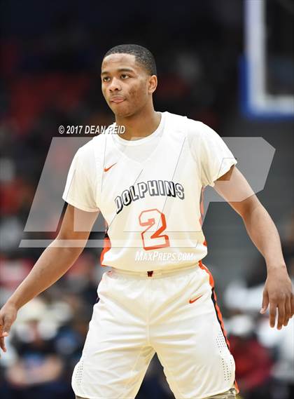 Thumbnail 2 in Vashon @ Whitney Young (Chicago Elite Classic) photogallery.
