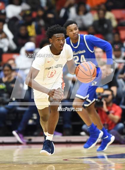 Thumbnail 3 in Vashon @ Whitney Young (Chicago Elite Classic) photogallery.